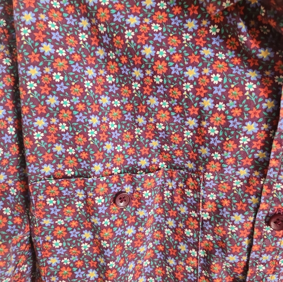 Six Lincoln New York Long Sleeve Floral Button Up - Picture 3 of 4